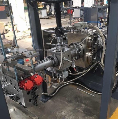 ?？迫垠w泵+雙柱換網(wǎng)器 PET打包帶生產(chǎn)線(xiàn)2