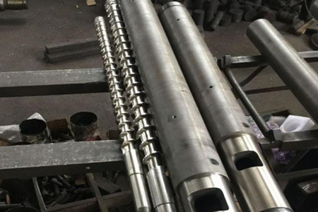 雙金屬機筒螺桿